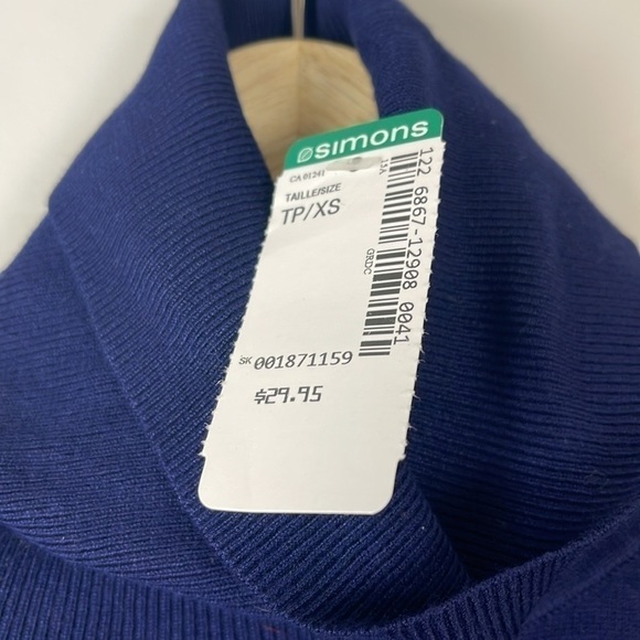 Simons lightweight navy blue turtleneck sweater size extra small new - Picture 4 of 9